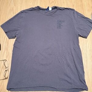H&M Divided Gray T shirt "Action"